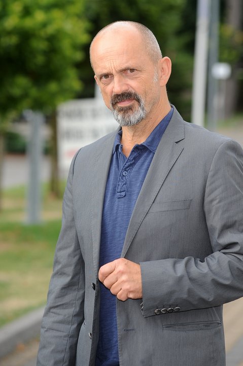 Jacek Koman