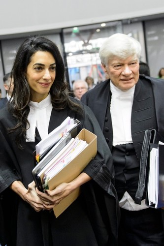 Amal Alamuddin Clooney i  Geoffrey Robertson