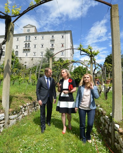 Donald Tusk we Włoszech. Uroczystości 70. rocznicy bitwy pod Monte Cassino