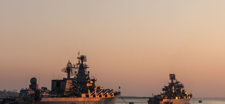 Ćwiczenia Floty Czarnomorskiej na tle manewrów NATO. Rosja: Dobre uzupełnienie