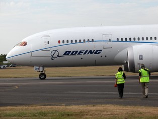 Boeing 787 Dreamliner ma problemy z silnikiem Rolls-Royce