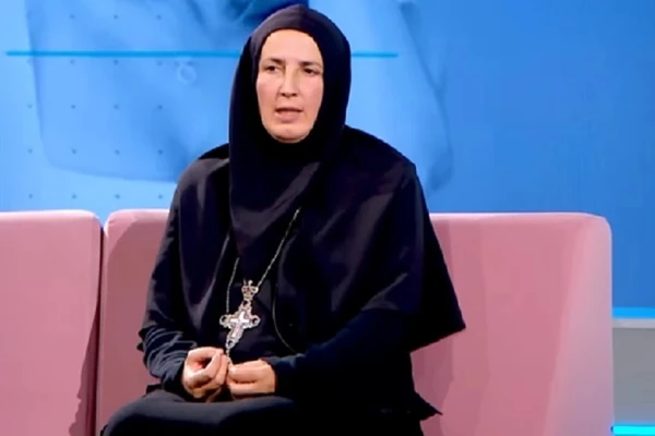 Imala je samo 23 GODINE kad je odlučila da se ZAMONAŠI: "Ja sam dete iz BEOGRADA, odlazila sam na TAŠ, izlazila sa društvom, ali nešto je NEDOSTAJALO", posle ovog događaja POSVETILA SE BOGU