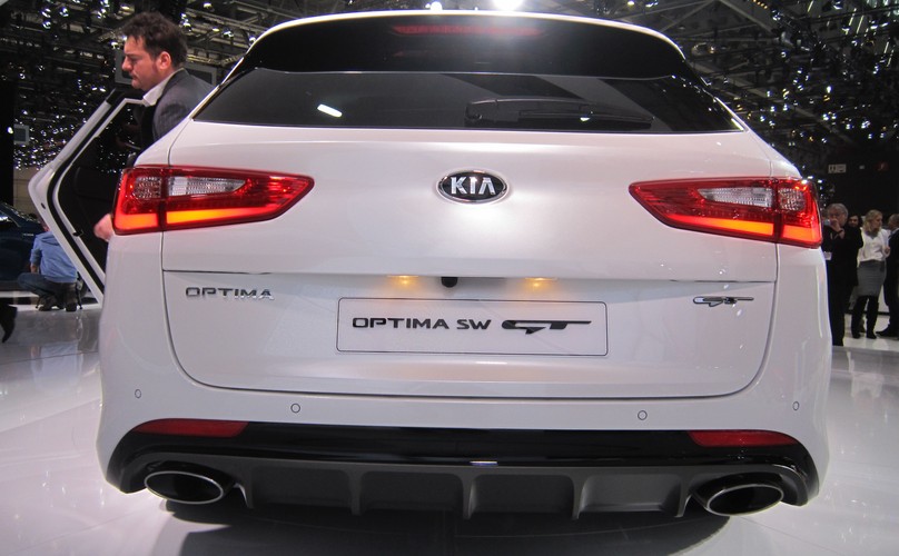 Kia optima sportswagon