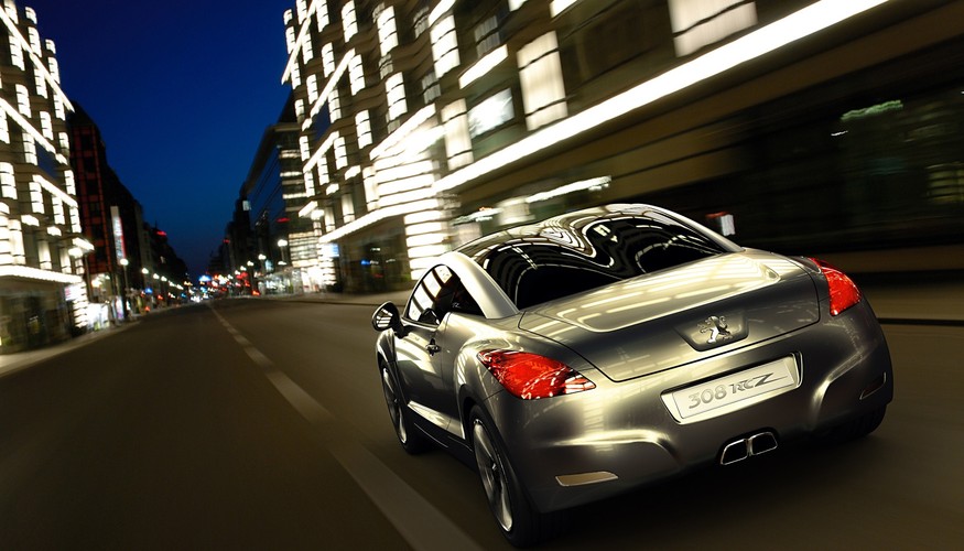 Jest bardzo agresywny...