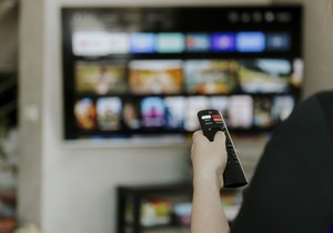 Televizija