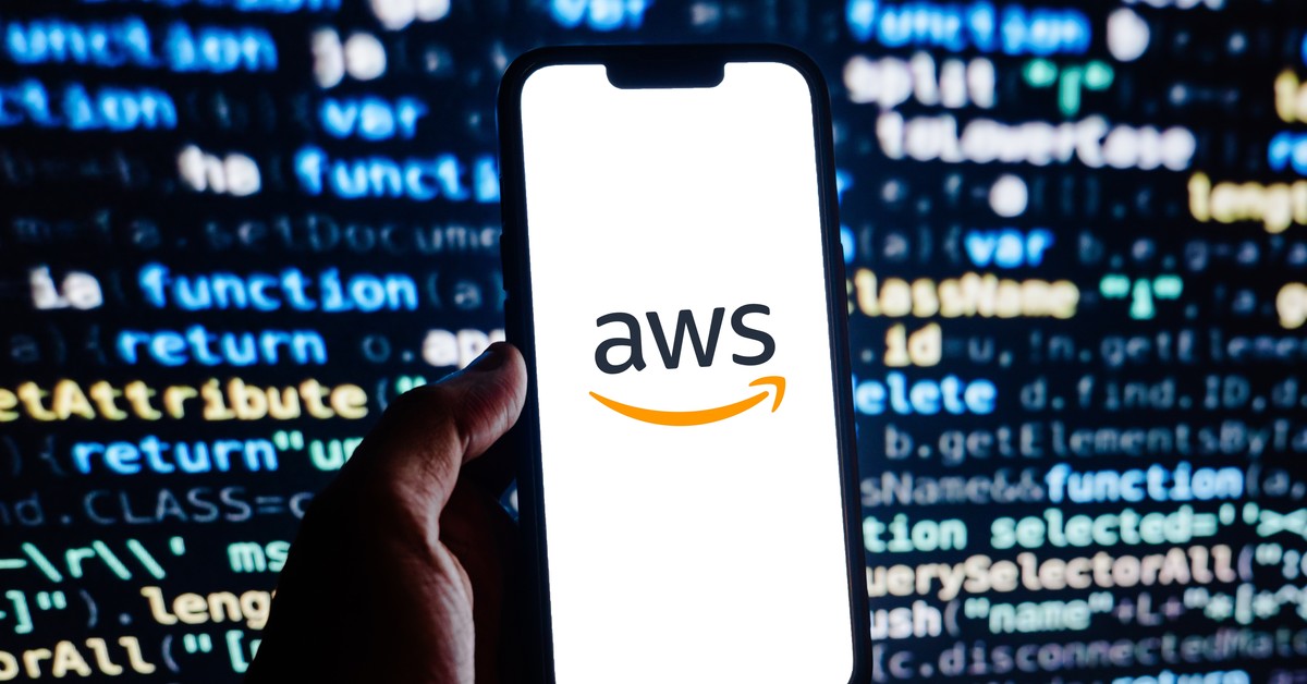 AWS udostępnia Kiro – przełomowego asystenta AI dla programistów dostępnego w IDE i terminalu
