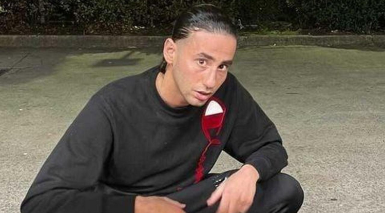 Abdel Ghadia szeretne rapper lenni, de most először a bíróságon van dolga