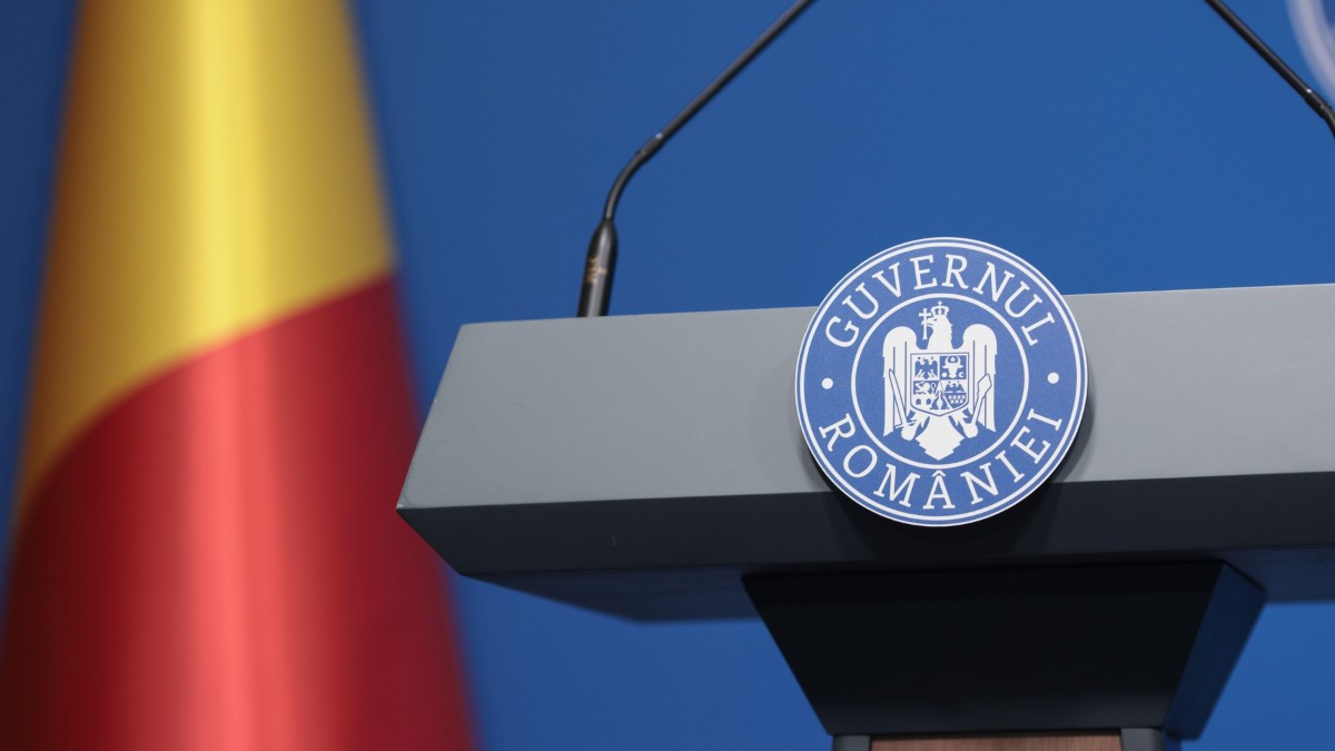 Surse: Cum s-au împărțit ministerele între PNL, USR și UDMR și ce funcții politice dispar