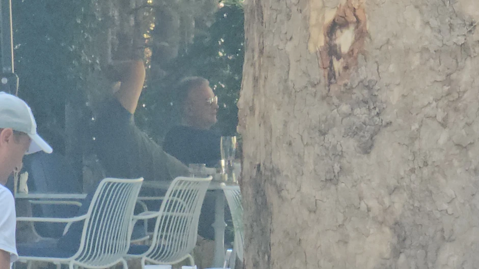 Srđan Đoković u društvu muža Nevene Božović