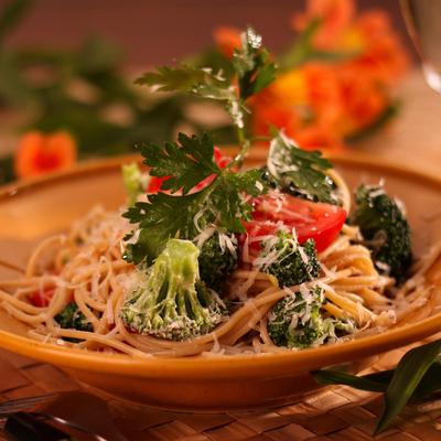 Tápláló, de diétás brokkolis spagetti