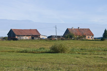 Wyjechali do Niemiec, zostawili gospodarstwo. Dostaną prawie milion zł