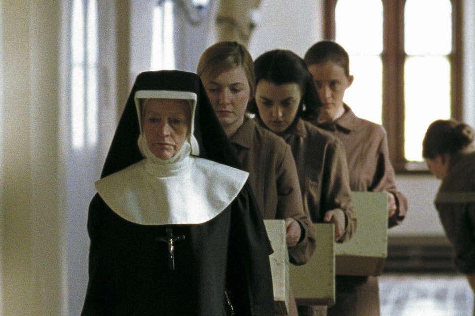 "Siostry Magdalenki", reż. Peter Mullen (2002)