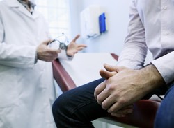 Z tym wirusem żyje 35 milionów ludzi