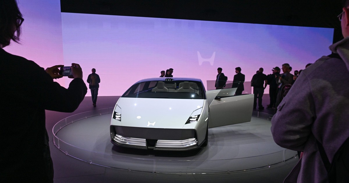 Honda takes a $15.7 billion hit as EV retreat continues to batter ...