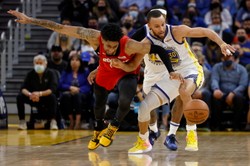 NBA. Curry zapewnił wygraną Warriors na 1,6 s przed końcową syreną