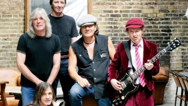 Gitarzysta AC/DC, Malcolm Young, trafił do szpitala