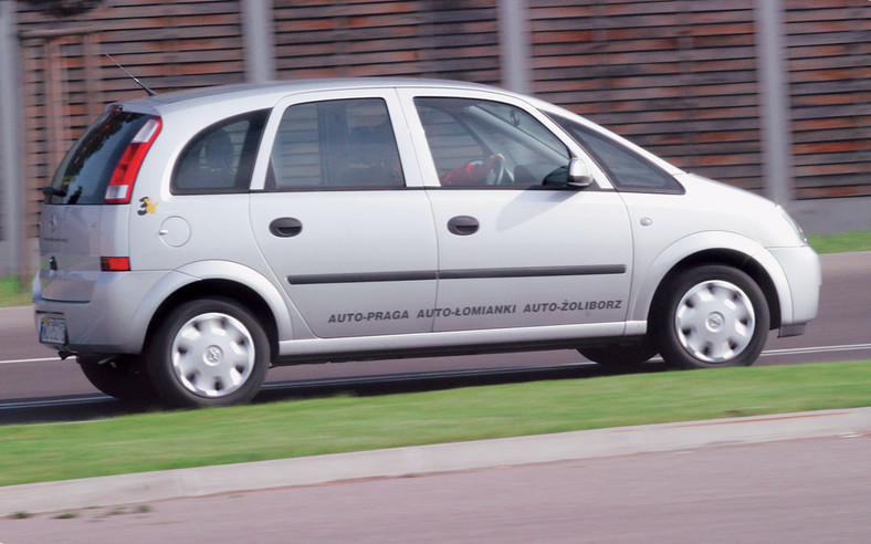 Ford Fusion kontra Opel Meriva i Renault Modus: małe, trwałe i praktyczne
