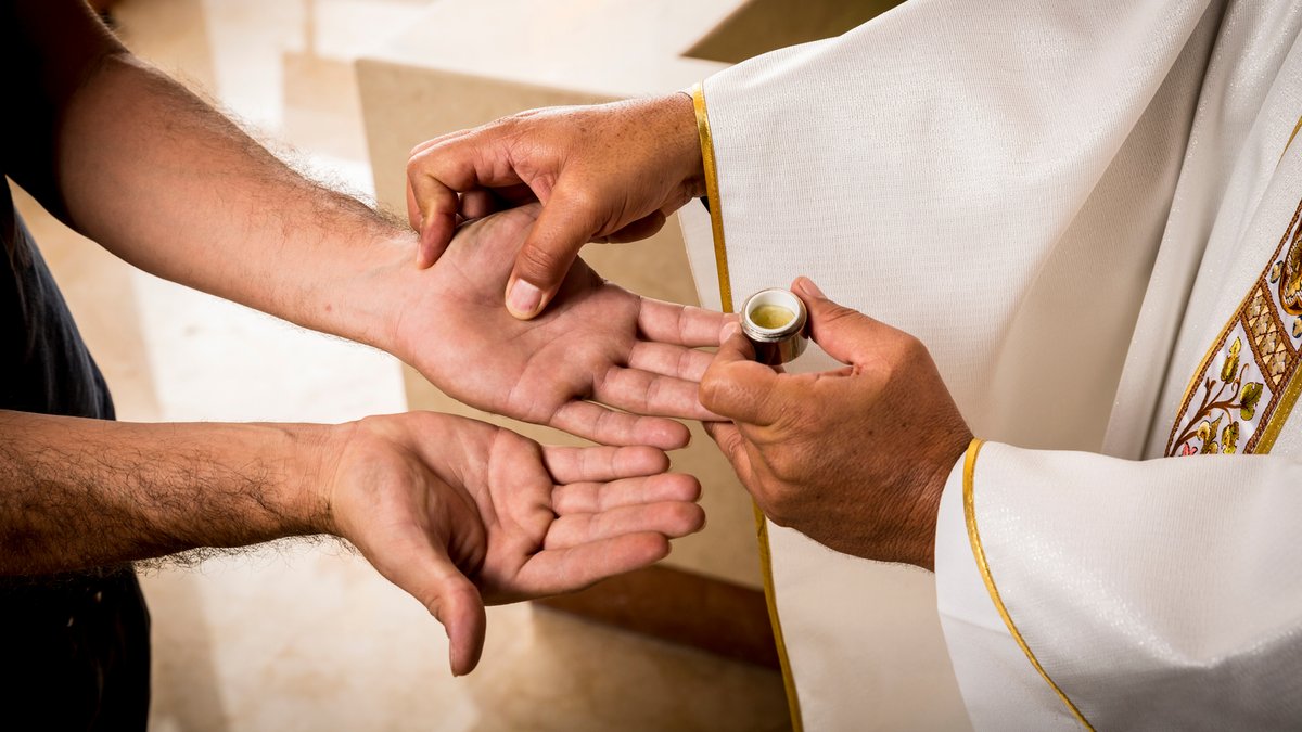 Sakrament namaszczenia chorych - teologia, praktyka, uzdrowienie -  Informacje