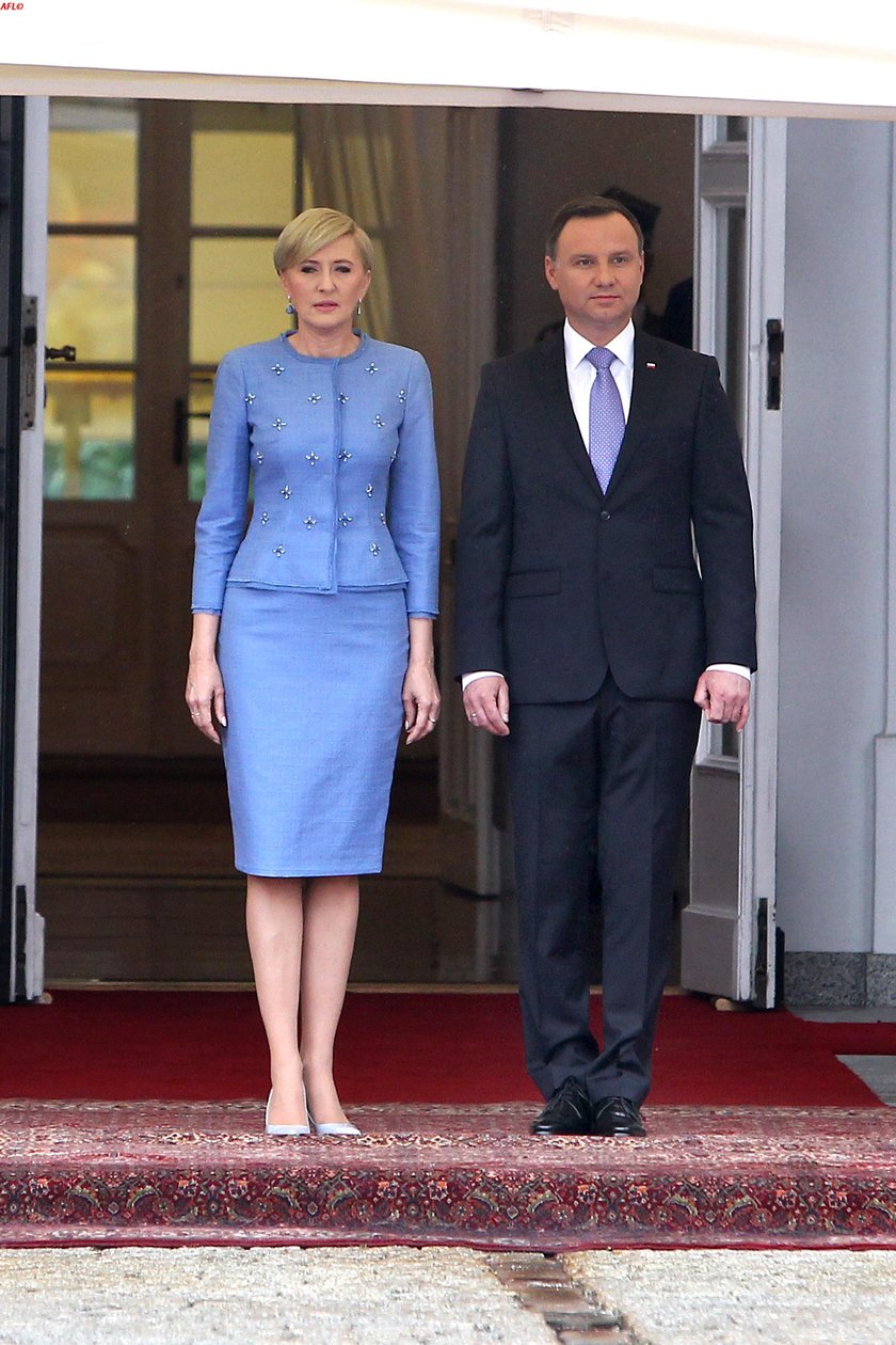 Andrzej Duda zażądał tronu!