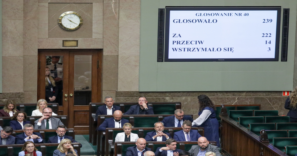Sejm-przeciw-paktowi-migracyjnemu-UE-ostra-debata-o-wizach