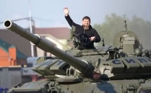 Ramzan Kadyrow w czołgu T-72
