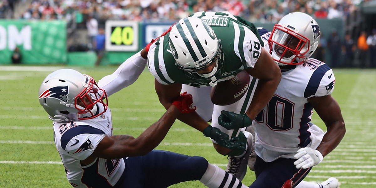 Jets wide receiver calls teammate's controversial turnover against the Patriots 'a BS call'