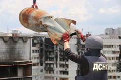 Były negocjator USA: Ukraina musi jeszcze wytrzymać, zamrozić konflikt, a potem...