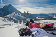 Lodowiec Dachstein jest w okolicy Ramsau am Dachstein, bezpośrednio na granicy Styrii i Górnej Austrii.