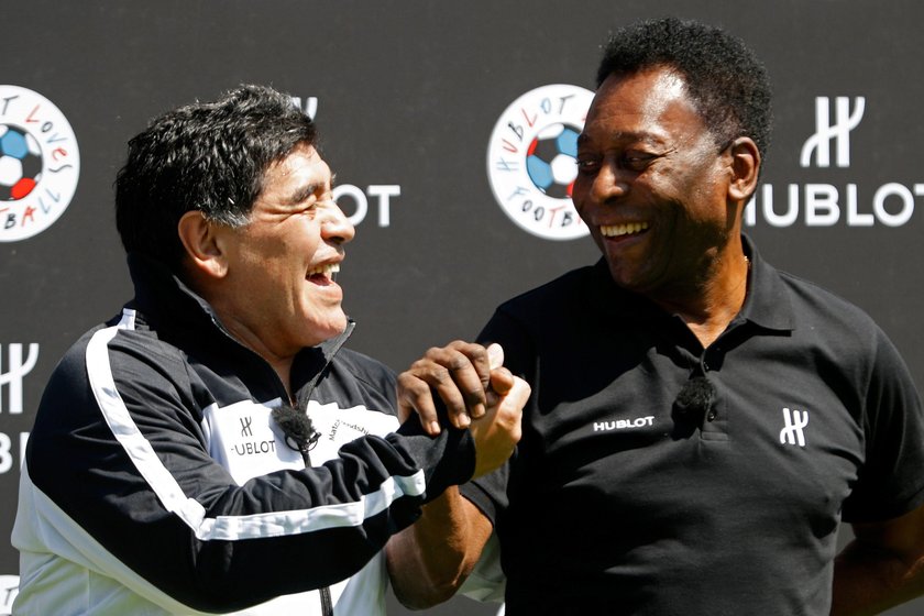 Pele i Diego Maradona spotkali się w Paryżu i pogodzili się po latach