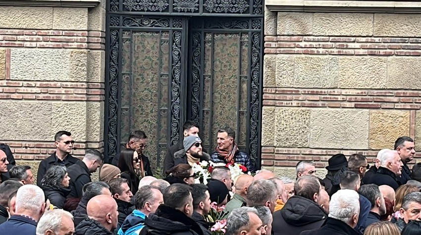 Veljko i Bogdana na sahrani Željka Rutovića