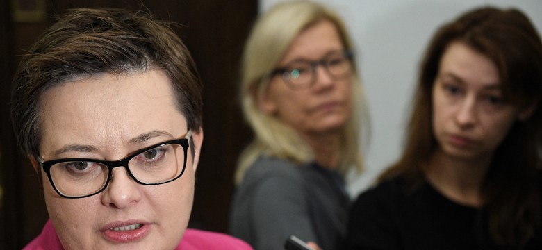 Lubnauer o "nerwowych ruchach" Gasiuk-Pihowicz: Dziwna sytuacja, gdy szefowa likwiduje klub, którym zarządza