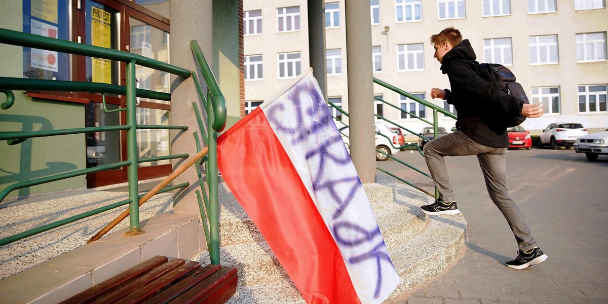 Strajk nauczycieli. Co z egzaminami?