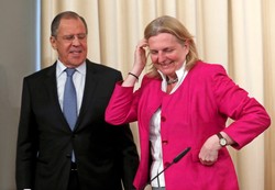 Była szefowa MSZ Austrii odmówiła zwrócenia kolczyków od Putina