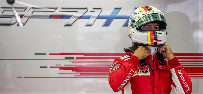 Vettel wygrał kwalifikacje w Bahrajnie. Hamilton ruszy z dziewiątego miejsca