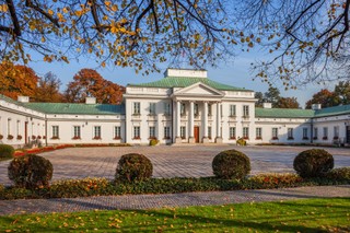 Dron nad Belwederem. Wiceszef MSWiA: Osoby, które nim sterowały, zostały przesłuchane