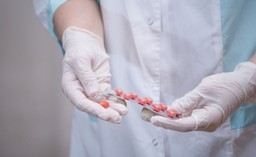 Nowy Ład: Bonusy dla medyków i zwiększenie nakładów na służbę zdrowia