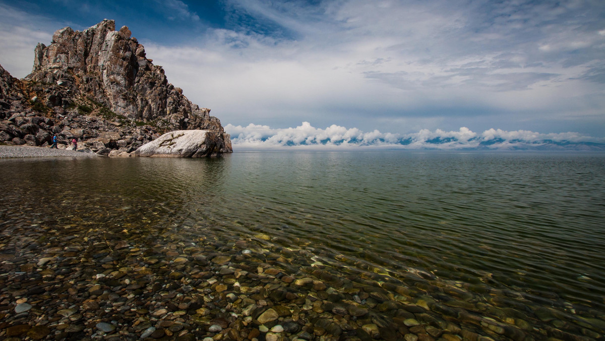 Nad Bajkałem trzeba spróbować trzech rzeczy: wędzonego omula, gorącej ruskiej bani i kąpieli w lodowatym jeziorze!