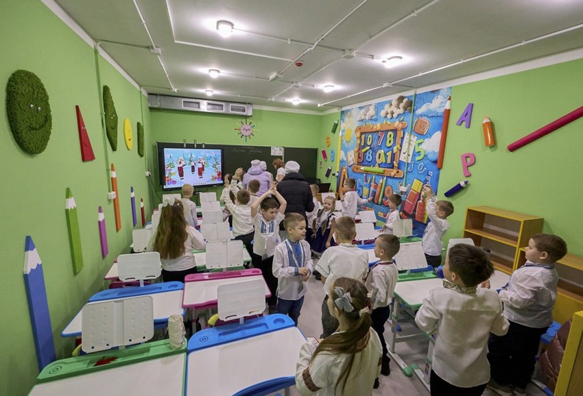 Ukrajinski učenici u novoj podzemnoj školi u Harkovu 27. januara