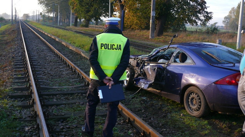 Wypadek na przejeździe kolejowym