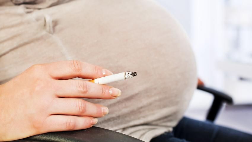 baba, mama, dohányzás, terhesség