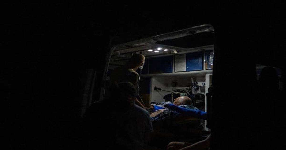 118 soccorre il padre per un malore, il figlio minaccia i sanitari con un fucile