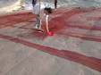 Włochy: wandale pomalowali na czerwono białe klify "Scala dei Turchi" na Sycylii