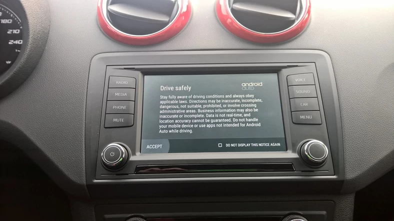 Android Auto - oto, co zobaczy kierowca tuż po podłączeniu smartfona