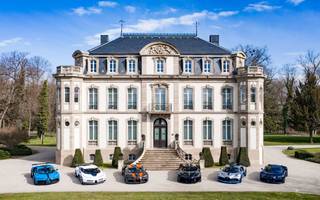 Bugatti - sześć modeli za 35 mln euro na jednym zdjęciu