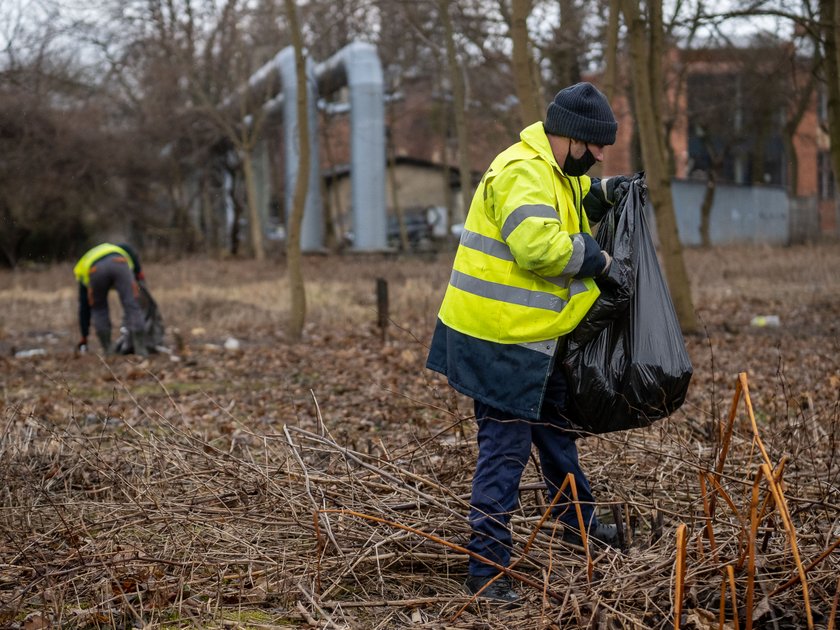 Sprzątamy za bałaganiarzy-cwaniaków