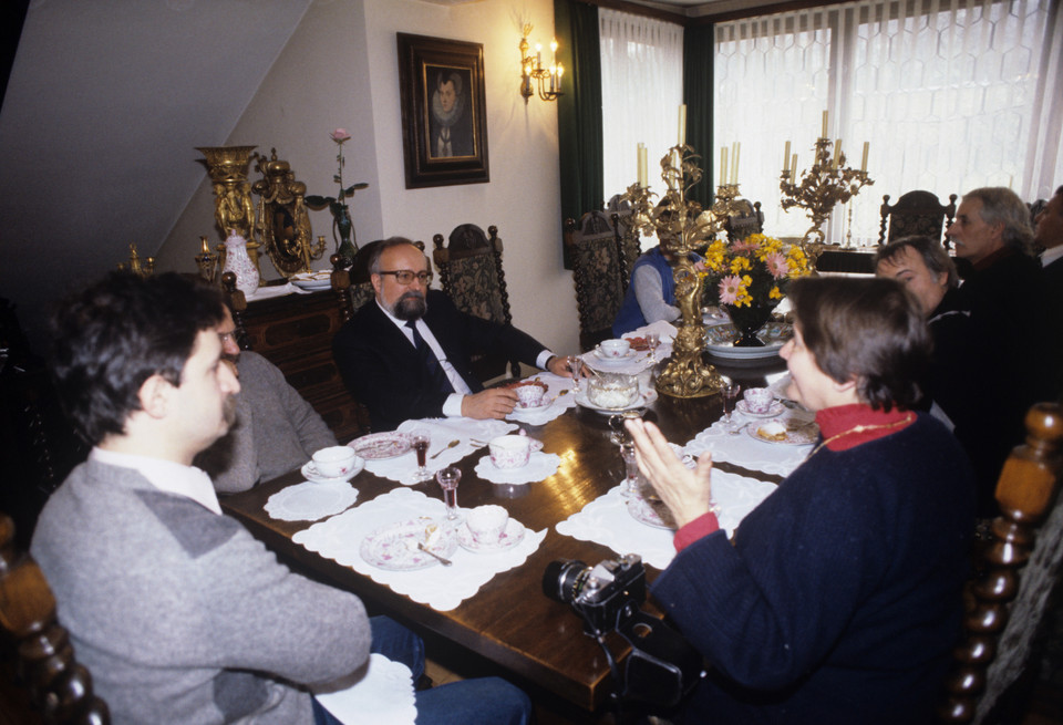 Przyjęcie z okazji wizyty dziennikarzy z Francji w 1985 roku