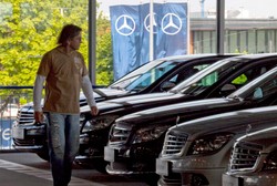 Niemcy wreszcie kupują