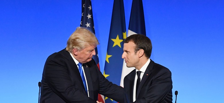 Trump i Macron: od siłowania na ręce do poklepywania po plecach