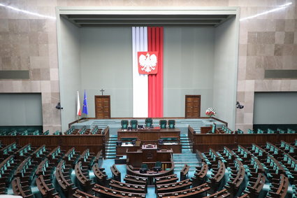 Sejm przyjął mały ZUS plus. Skorzystać mają mali przedsiębiorcy