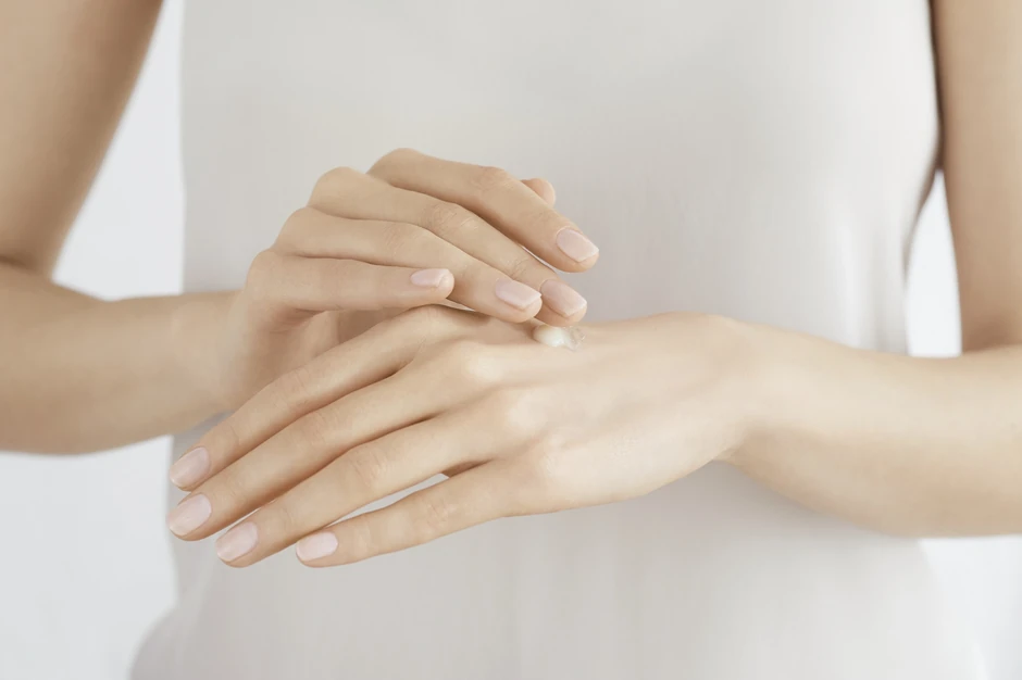 Pantenol ili dekspantenol takođe poboljšava hidrataciju